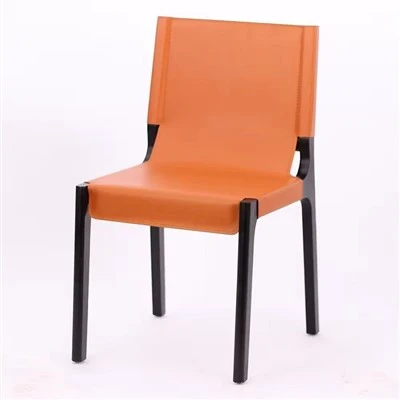Silla de comedor con asiento de silla de montar de cuero sintético y madera sin brazos